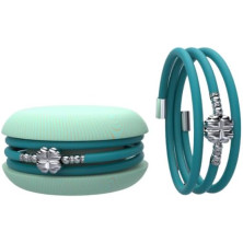 Macaron TOOLATE Bracciale Charm Macaron Donna in Caucciù con Simbolo, Charm Cuore Stella Quadrifoglio, Confezione Pasticcino -